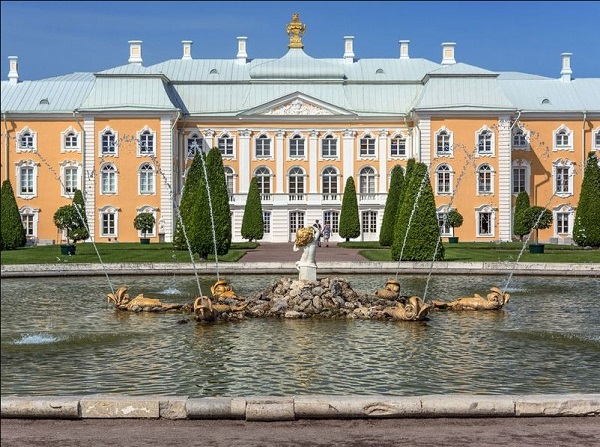 Дубовый фонтан