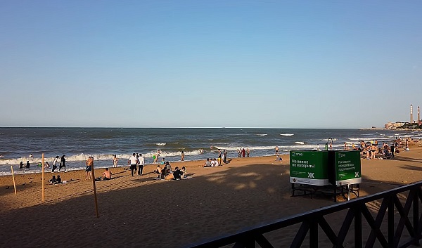 пляж махачкалы центральный